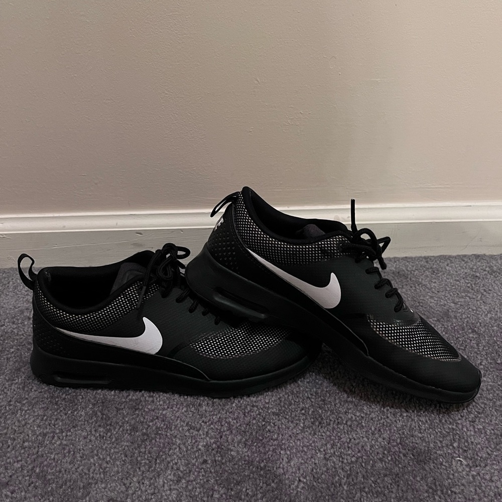 Nike Women’s Air Max Thea